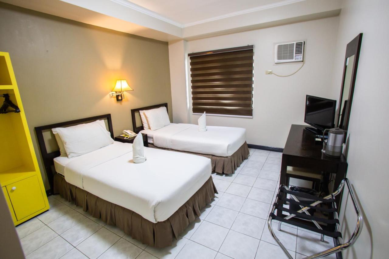 Northwest Inn Bacolod Bagian luar foto